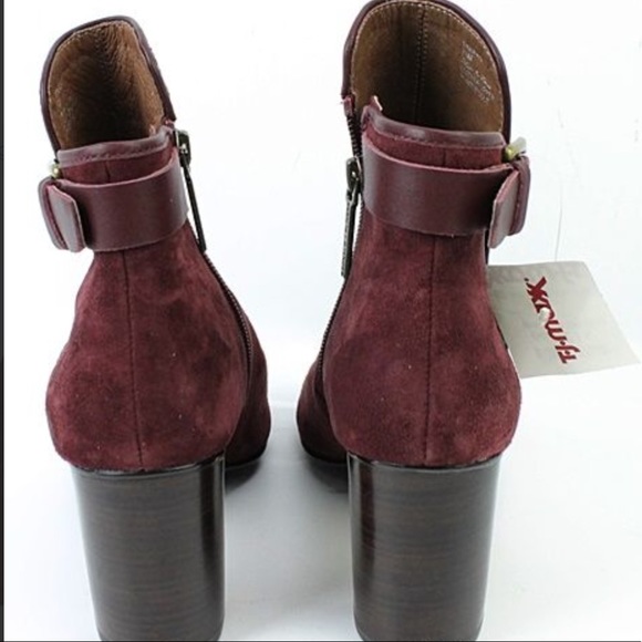 Donald J. Pliner Booties Size 7.5 New - Picture 3 of 3